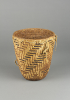 Cowlitz%20artist%2C%20%3Cb%3E%3Ci%3E%20Gathering%20Basket%3C%2Fi%3E%3C%2Fb%3E%2C%20ca.%201900%2C%20cedar%20root%2C%20beargrass%2C%20and%20hide%2C%20The%20Elizabeth%20Cole%20Butler%20Collection%2C%20no%20known%20copyright%20restrictions%2C%202012.97.12